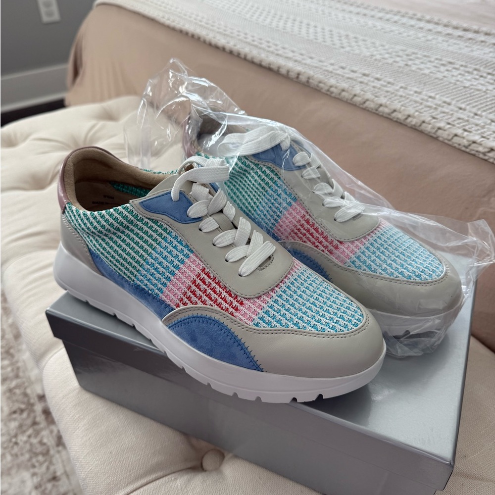 NEW Vaneli Women's Quip Bright Multicolored Sneakers Size 9.5